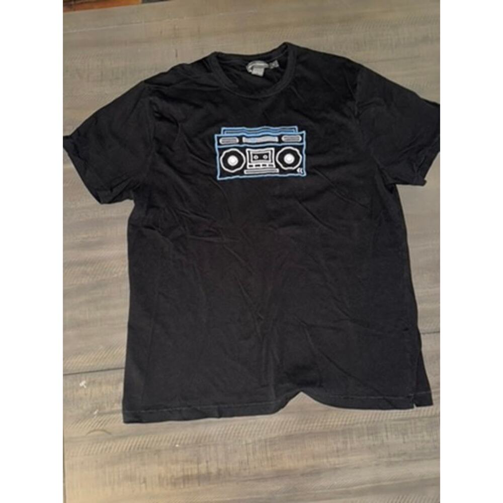 French Connection‎ Boombox Embroidered Tee